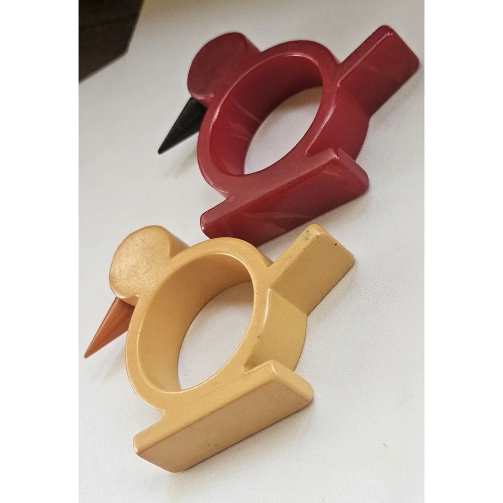 Set Of 2 Vintage Butterscotch & Red Bird Bakelite Napkin Rings